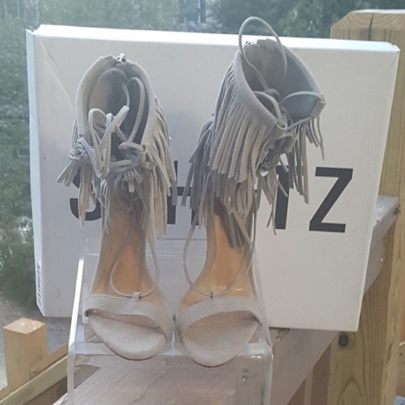 ✨🆕Schutz Kija Suede Fringe Wrap Sandals✨ - Picture 4 of 9